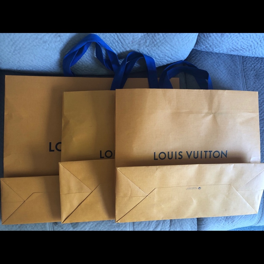 Louis Vuitton Shopping Bags (2 Available)